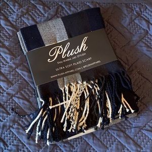 Plush Ultra Soft Plaid Scarf